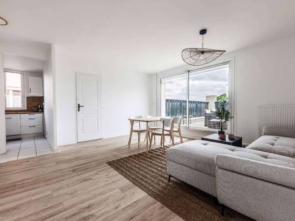 Colocation / Appartement 5 pièces de 82 m², Cergy, Les Linandes Vertes / Photo 2