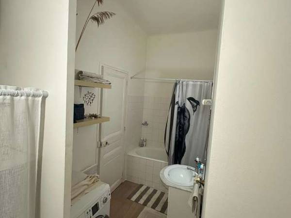 Sous-location / Appartement 2 pièces de 50 m², Marseille, Rue Lafayette / Photo 7
