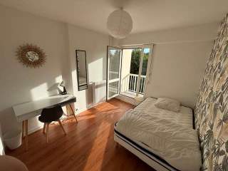 Colocation / Appartement 5 pièces de 81 m², Cergy, Rue de la Justice Orange