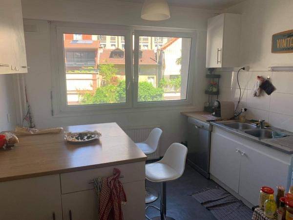 Colocation / Appartement 4 pièces de 120 m², Paris, Rue Olivier de Serres / Photo 2
