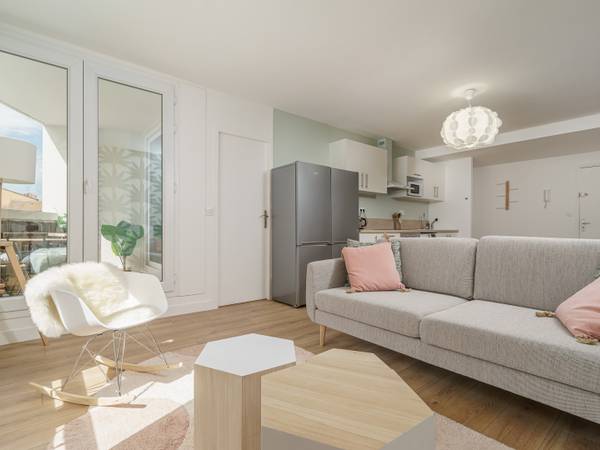 Colocation / Appartement 6 pièces de 96 m², Aix-en-Provence, Rue Achille Emperaire / Photo 2