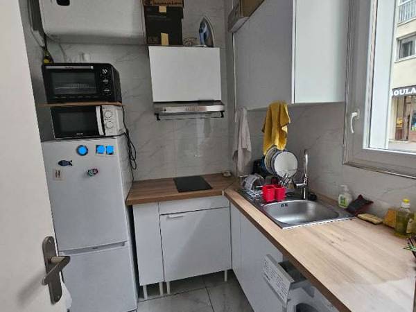 Sous-location / Appartement 1 pièce de 23 m², Paris, Rue de l'Evangile / Photo 2