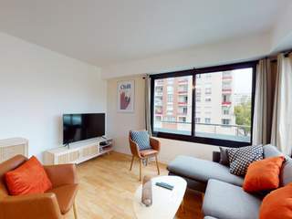 Room share / 6 rooms apartment · 108 m², Guyancourt, 21 Avenue du Centre