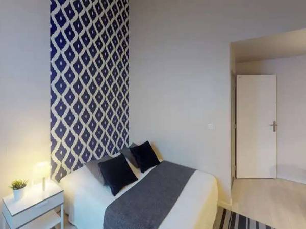 Colocation / Appartement 8 pièces de 115 m², Montpellier, Cours Gambetta / Photo 2