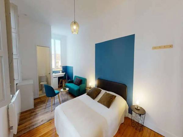 Colocation / Appartement 6 pièces de 110 m², Bordeaux, Rue de la Merci / Photo 2