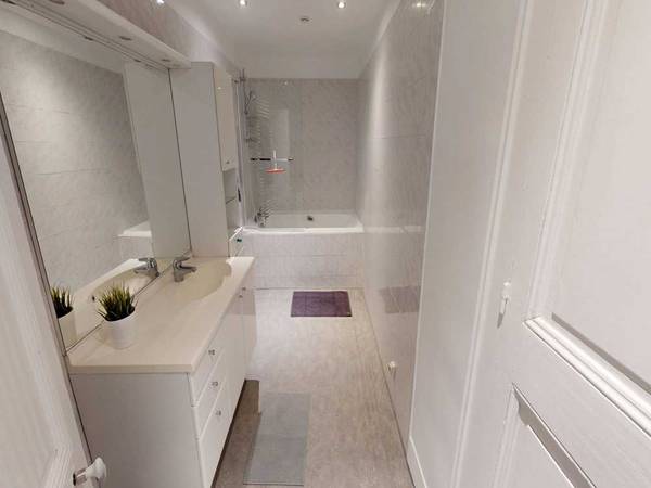 Colocation / Appartement 4 pièces de 120 m², Lyon, Quai Romain Rolland / Photo 21