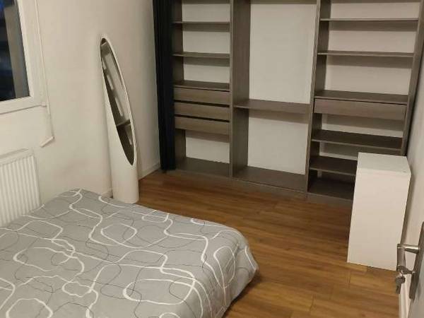 Colocation / Appartement 4 pièces de 77 m², Villenave-d'Ornon, Chemin Gaston / Photo 2