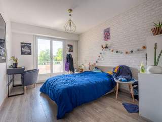 Room share / 7 rooms apartment · 150 m², Dijon, Boulevard de l'Universite