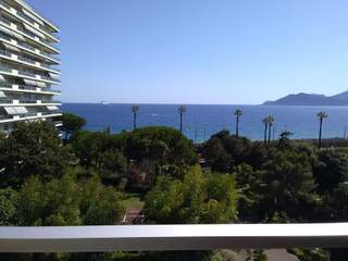 Location / Studio flat, Cannes