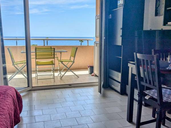 Location / Studio, Cannes / Photo 2