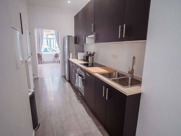 Colocation / Appartement 5 pièces de 260 m², Saint-Gilles, Rue Jourdan / Photo 9