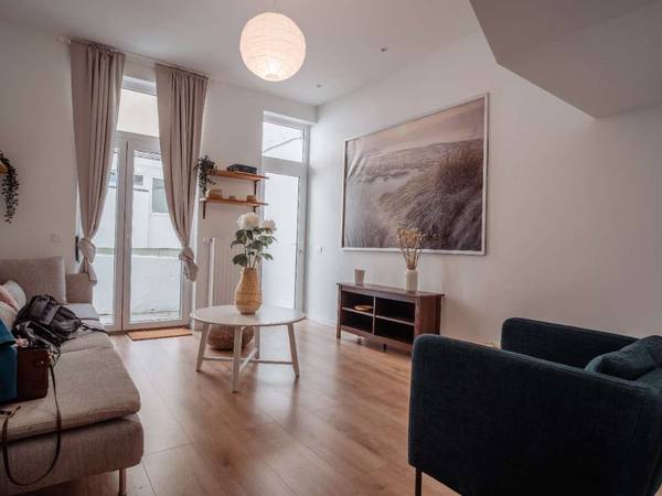Colocation / Appartement 5 pièces de 260 m², Saint-Gilles, Rue Jourdan / Photo 2