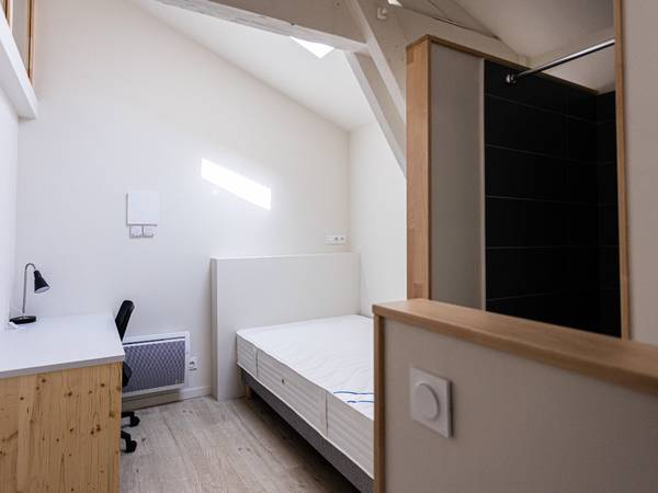 Colocation / Loft/atelier 10 pièces de 208 m², Bordeaux, Rue du Commandant Hautreux / Photo 12