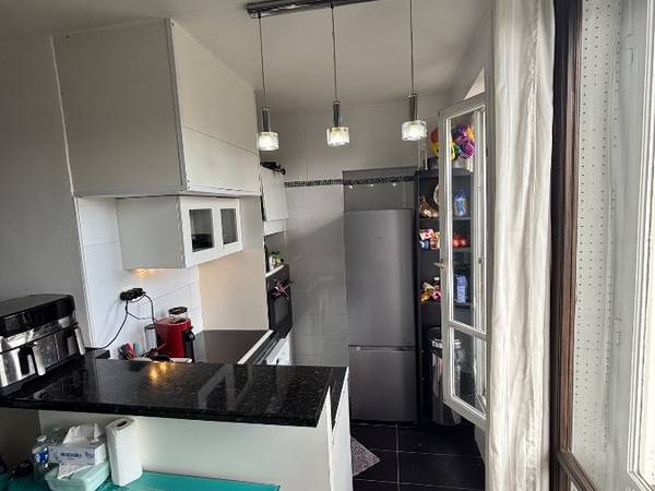 Colocation / Appartement 3 pièces de 48 m², Charenton-le-Pont, Quai des Carrieres / Photo 2