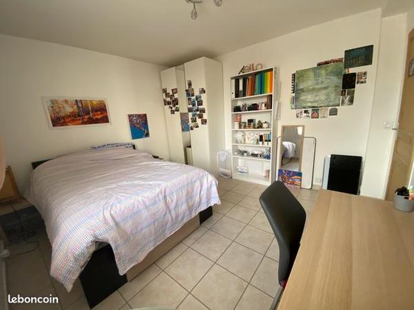 Colocation / Appartement 4 pièces de 80 m², Dijon, Rue d'Auxonne / Photo 3