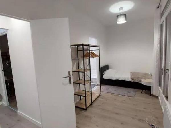 Colocation / Maison 4 pièces de 100 m², Rosny-sous-Bois, Rue Voltaire / Photo 2