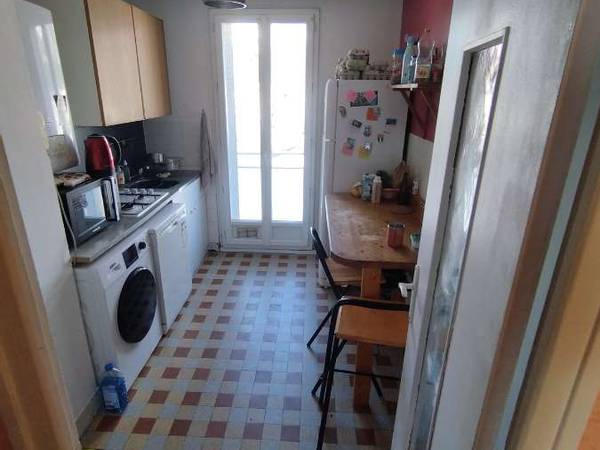 Colocation / Appartement 4 pièces de 65 m², Grenoble, Rue Docteur Calmette / Photo 2