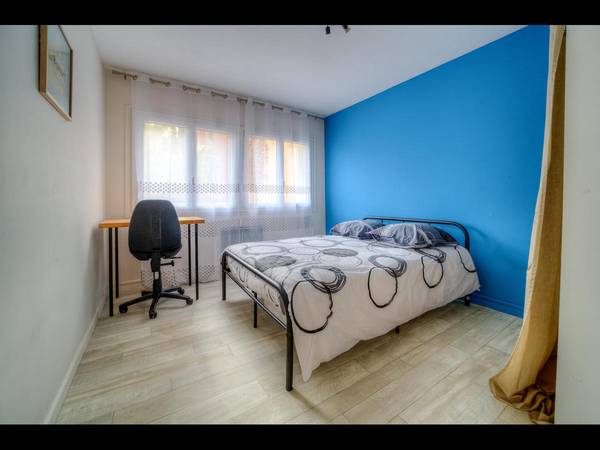 Colocation / Appartement 4 pièces de 60 m², Valence, Rue Montplaisir / Photo 2
