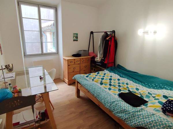 Flatsharing / 4-bedroom flat · 67 m², Nîmes, Rue des Patins / Photo 2