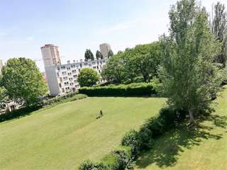 Room in a live-in landlord's home / 1 room apartment, Drancy