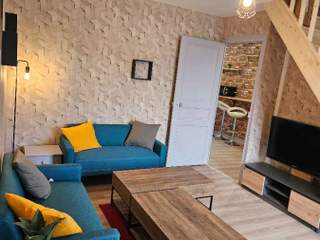 Room share, 5 rooms apartment, Angers
