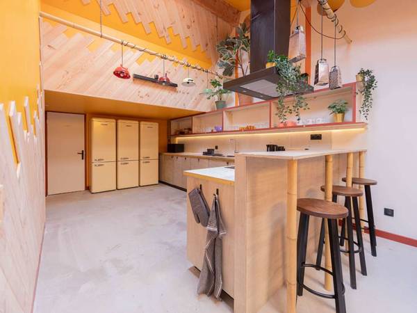 Coliving / Maison 9 pièces de 216 m², Paris, Rue Michal / Photo 2