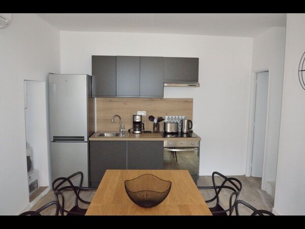 Colocation / Appartement 4 pièces de 75 m², Nîmes, Rue Villars / Photo 15