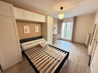 Piso compartido / 7 rooms apartment · 110 m², Paris, Avenue de la Porte des Lilas