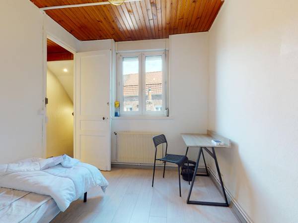 Colocation / Maison 5 pièces de 91 m², Roubaix, Boulevard de Colmar / Photo 2