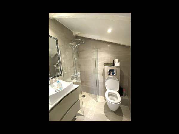 Location / Appartement 1 pièce de 15 m², Nice / Photo 2