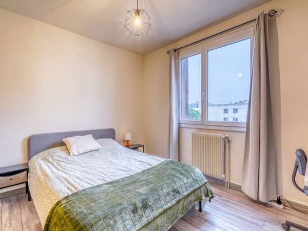 Colocation / Appartement 5 pièces de 95 m², Bordeaux, Rue Stéhelin / Photo 5