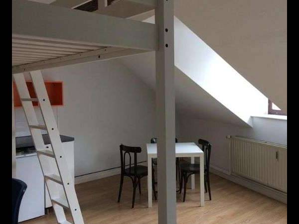Chambre pour étudiant / Studio de 22 m², Liège, Rue Louvrex / Photo 2