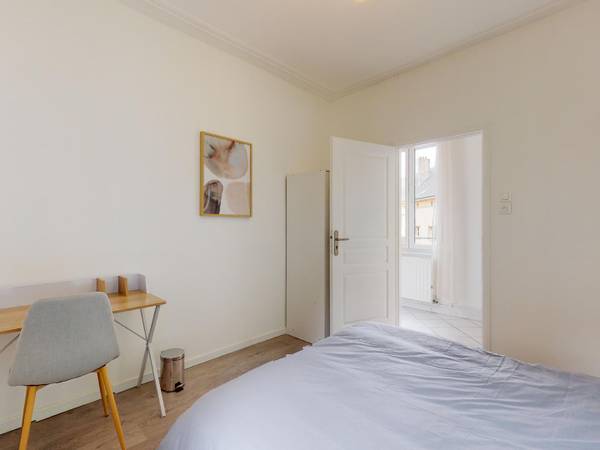 Colocation / Appartement 4 pièces de 75 m², Metz, Rue de Paris / Photo 2