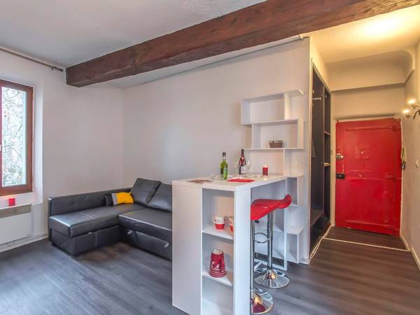 Location / Appartement 1 pièce de 24 m², Grenoble, Rue Montorge / Photo 2