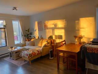 Colocation / Appartement 4 pièces de 80 m², Montréal, Avenue Charlemagne