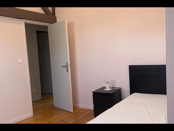Flatsharing / 10-bedroom house · 175 m², Roubaix, Rue du Coq Francais / Photo 2
