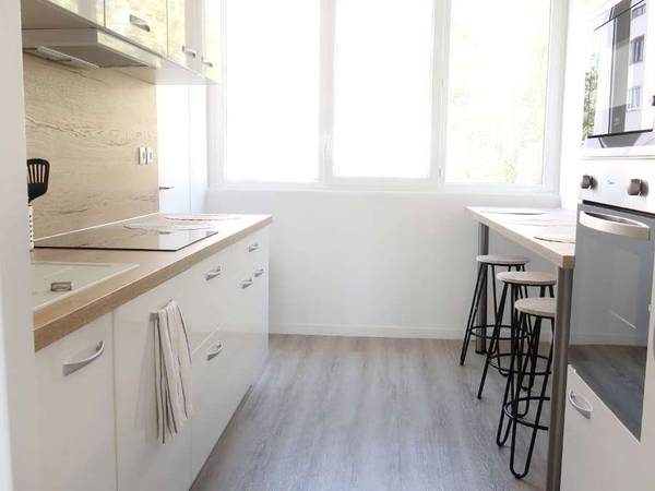 Colocation / Appartement 6 pièces de 97 m², Orvault, Rue de la Patouillerie / Photo 2