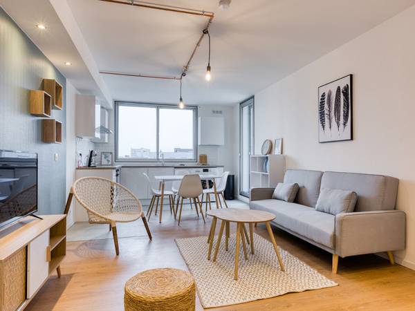 Colocation / Appartement 5 pièces de 81 m², Lille, Place Leroux de Fauquemont / Photo 2