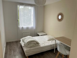 Colocation / Appartement 6 pièces de 97 m², Cergy, Rue des Châteaux Brûloirs