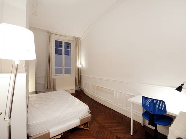 Colocation / Appartement 5 pièces de 125 m², Paris / Photo 2