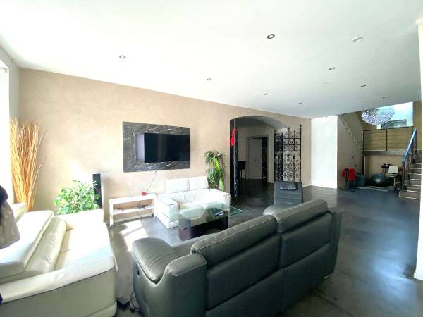 Coliving / Maison 10 pièces de 350 m², Fontenay-sous-Bois, Boulevard de Vincennes / Photo 2