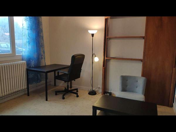 Flatsharing / 2-bedroom house · 45 m², Échirolles, Avenue de la République / Photo 7