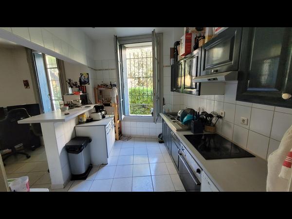 Sous-location / Appartement 6 pièces de 90 m², Montpellier, Rue Cité Benoit / Photo 2