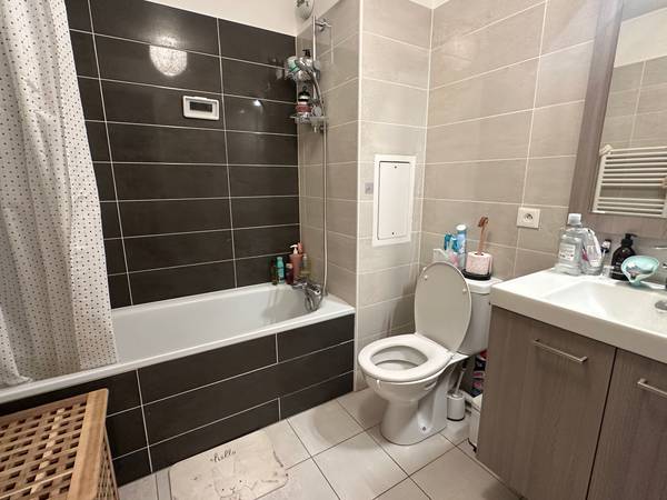 Colocation / Appartement 5 pièces de 82 m², Ivry-sur-Seine, Rue Carnot / Photo 6