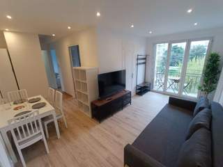 Colocation / Appartement 5 pièces de 80 m², Vénissieux, Rue Chausson