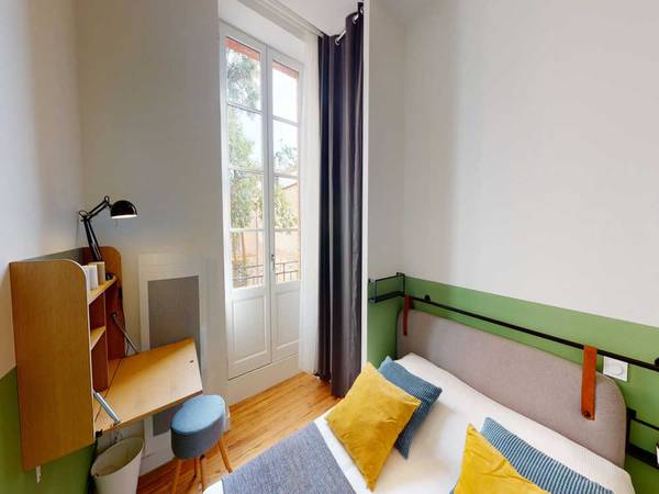 Colocation / Appartement 5 pièces de 120 m², Toulouse, Rue Bellegarde / Photo 2