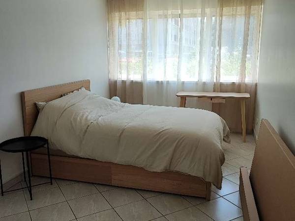 Colocation / Appartement 6 pièces de 111 m², Cenon, Rue Salvador Allende / Photo 3