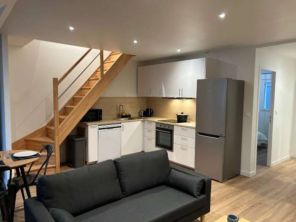 Colocation / Appartement 5 pièces de 80 m², Quimper, Rue Madame de Pompéry / Photo 2