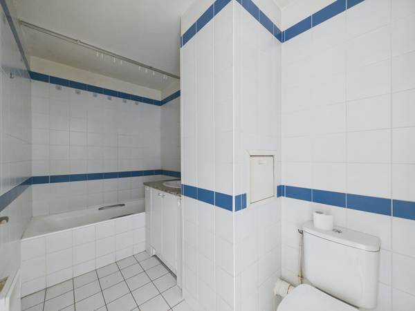 Location / Appartement 1 pièce de 28 m², Boulogne-Billancourt, Rue Yves Kermen / Photo 7