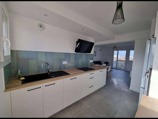 Colocation / Appartement 4 pièces de 69 m², Toulouse, Rue de Naples / Photo 2